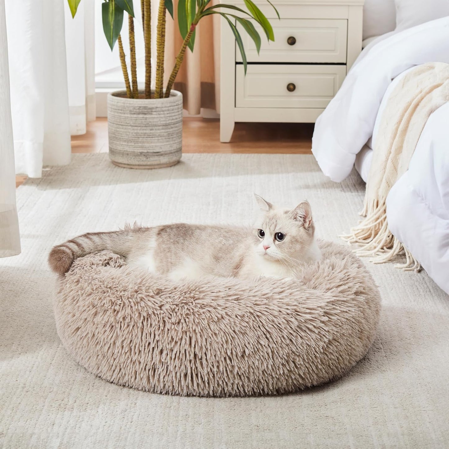 Calming Donut Cuddler Bed for Dogs and Cats - Anti-Anxiety Plush Faux Fur Cushion in Various Sizes (20"/24"/27"/30")